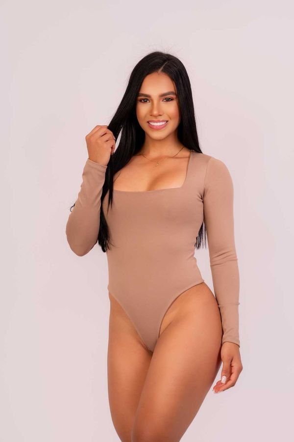 Body Camel 739